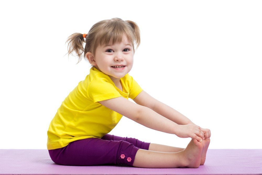 Упражнения для правильной осанки детей — комплекс