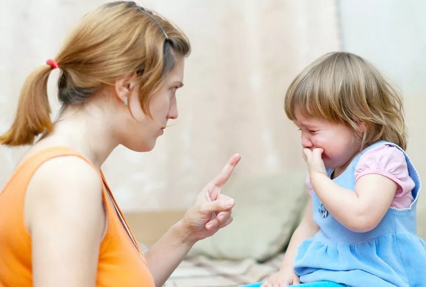 как перестать бить и кричать на ребенка